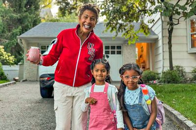 Hoda Kotb Instagram with daughters